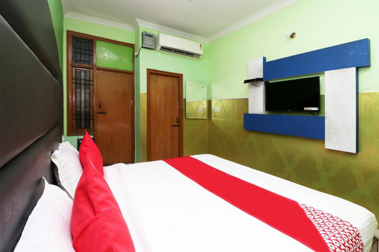 Oyo 29304 Hotel Pooja Yamuna Nagar ภายนอก รูปภาพ