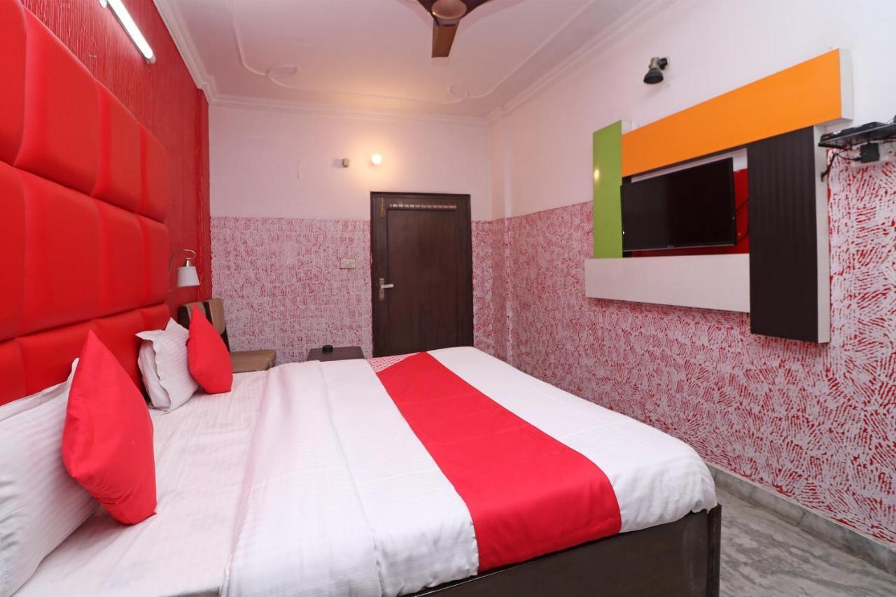 Oyo 29304 Hotel Pooja Yamuna Nagar ภายนอก รูปภาพ