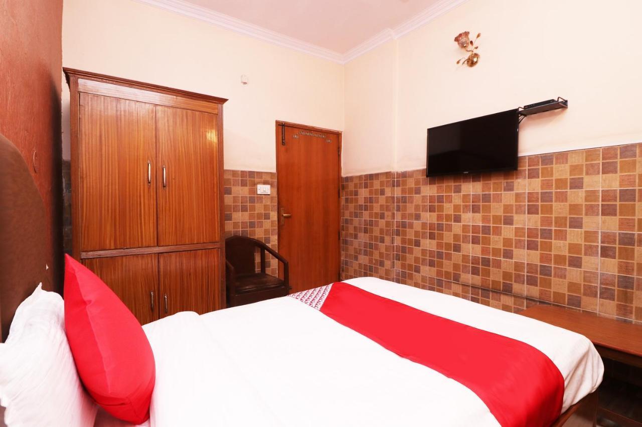 Oyo 29304 Hotel Pooja Yamuna Nagar ภายนอก รูปภาพ